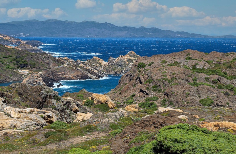 La primera guia turística per a navegants a la Costa Brava – Abril 2021